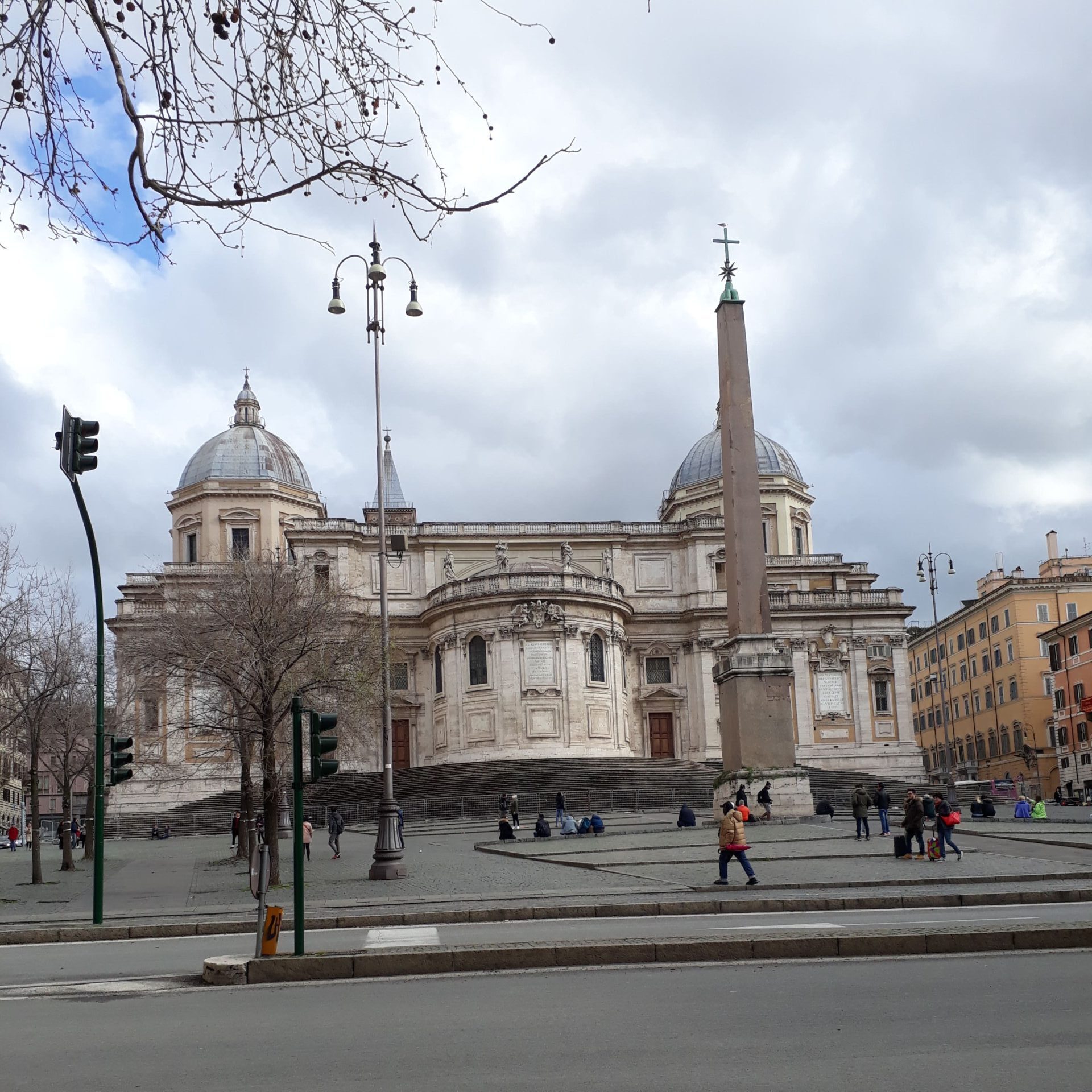 Rückseite von der Straße aus von Basilica di Santa Maria Maggiore