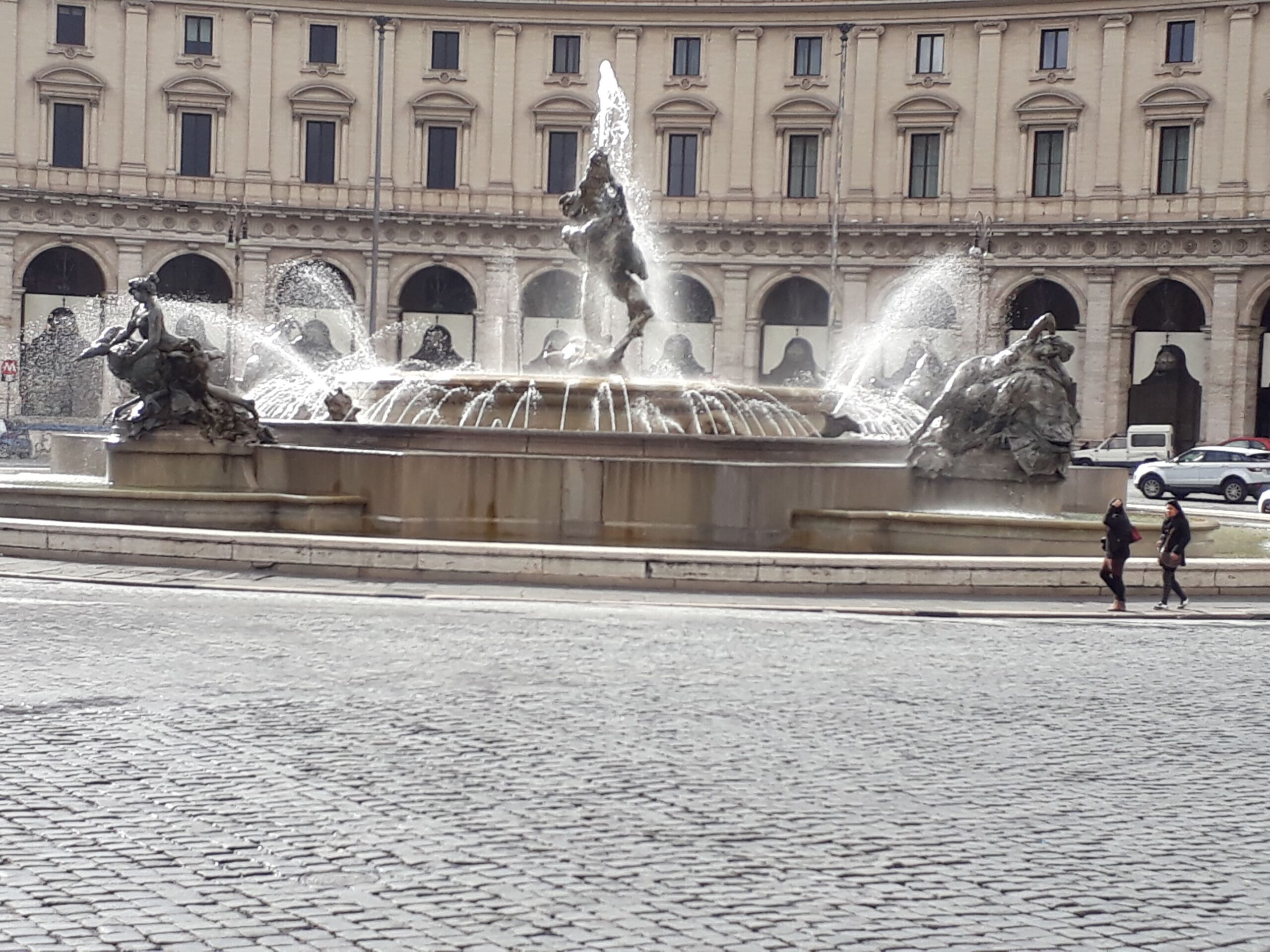 Piazza della Repubblica mit der Fontana delle Naiadi